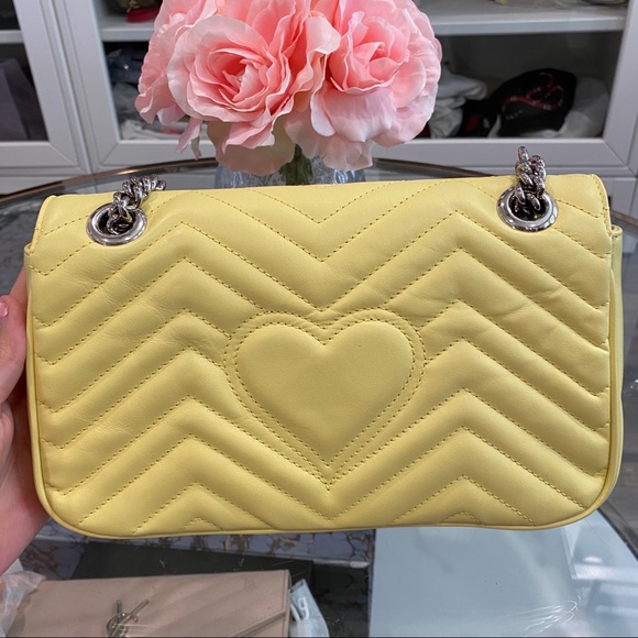 NEW GUCCI SMALL MARMONT SHOULDER BAG YELLOW - Picture 2 of 9
